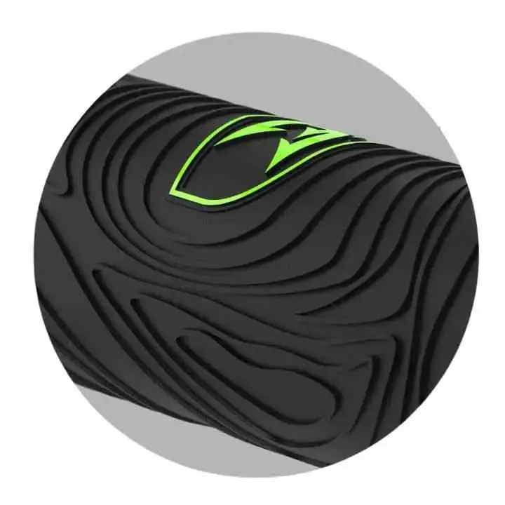 Close-up of the Hellcat Revenge® fishing rod tip showing the guide and tip construction.